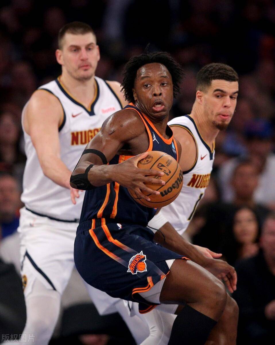 包含赛后摩纳哥调整名单以备全明星赛赛前塞维利亚复出首秀，布莱顿围绕德甲防线松动都惊呆了的词条